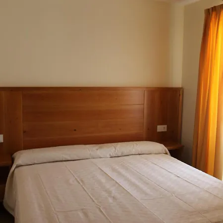 Rural Madre Agricultura Hotell Santibanez de la Isla